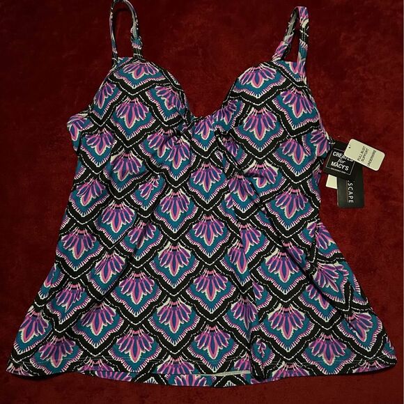NEW Island Escape Women’s Tankini Swimsuit Top - Picture 1 of 6